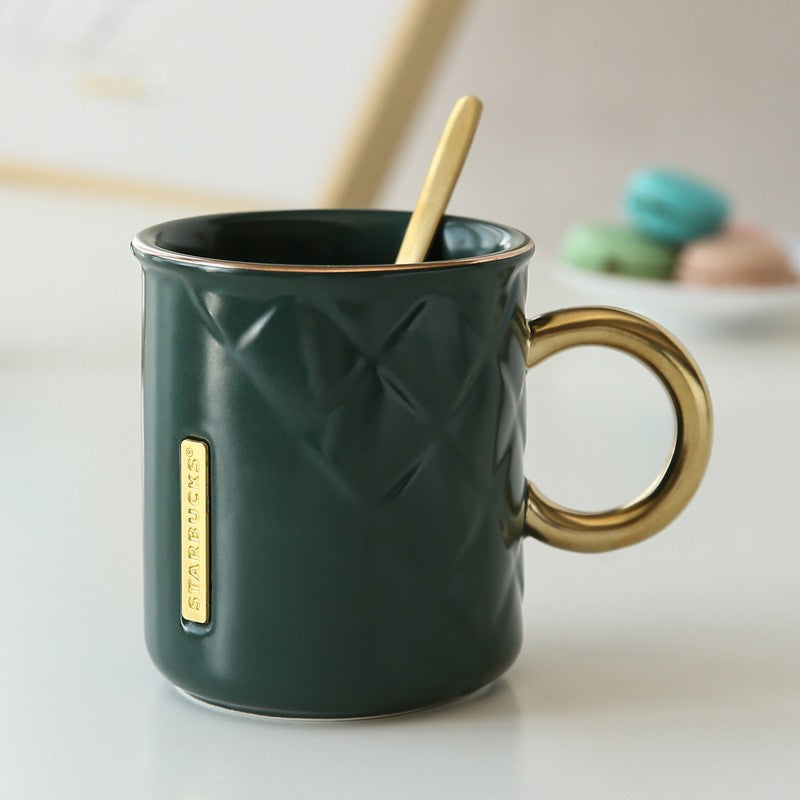 aurelia-gold_handled-mug-spoon-set-04_5e99147f-b064-43e2-bf6c-368afed1fbb8.jpg
