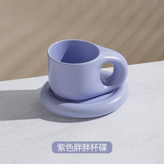 cozycurve-large-ceramic-mug-02_ab6769eb-4d7c-4615-9d96-926ff35cd793.jpg