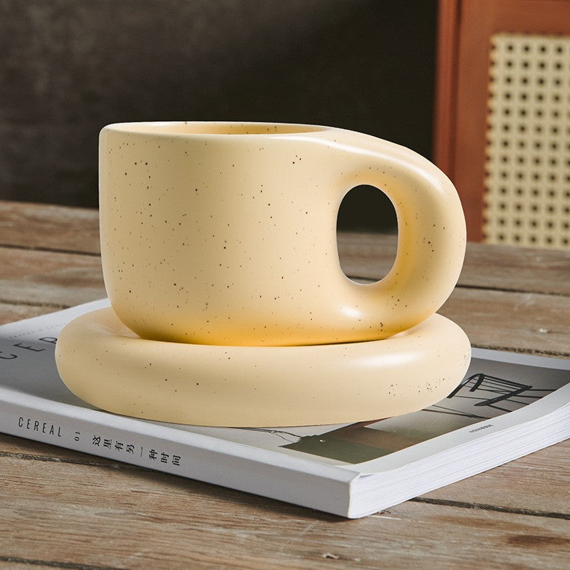 cozycurve-large-ceramic-mug-04_b88be9ca-ca8e-4f02-b926-78532b421e1d.jpg