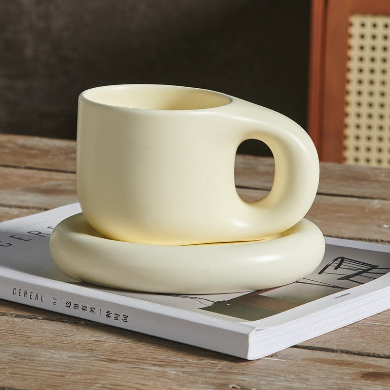 cozycurve-large-ceramic-mug-08_b4bcc436-183a-4b78-a95e-6b9b04e9d153.jpg