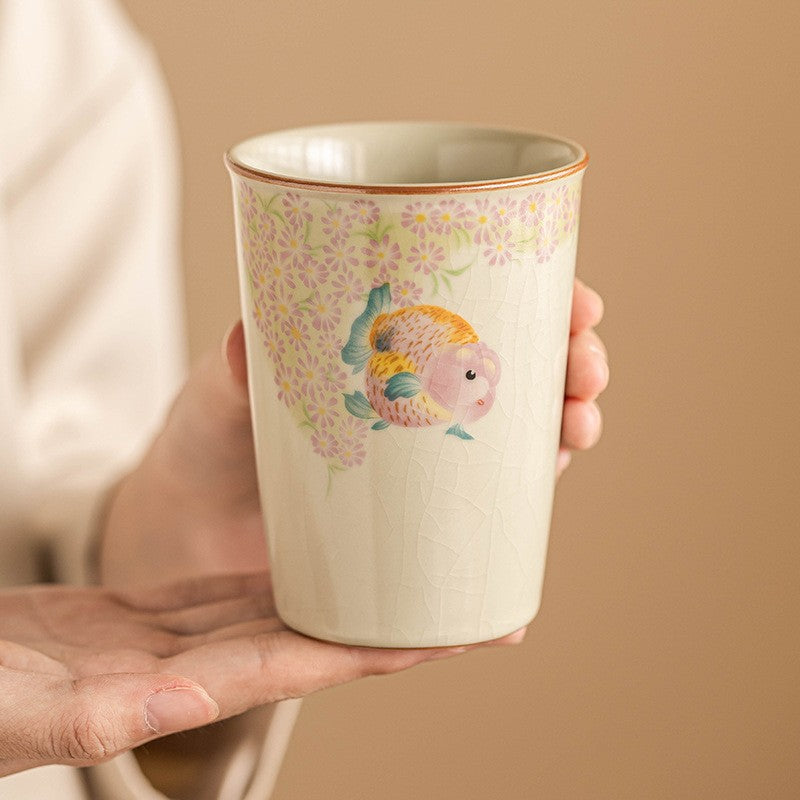 daisy-goldfish-porcelain-keepsake-cup-05_7a2dc1be-a2a8-40b8-8b40-9d292f652bb2.jpg