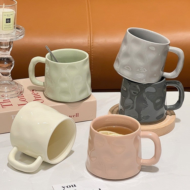 softpinch-sculpted-ceramic-mug-05_4dac9184-a16d-4701-814f-a4ea5ae9d039.jpg