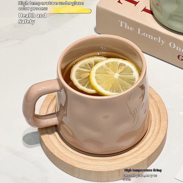 softpinch-sculpted-ceramic-mug-09_30b1ae3d-fdbf-431a-8d91-e64b326ecba5.jpg